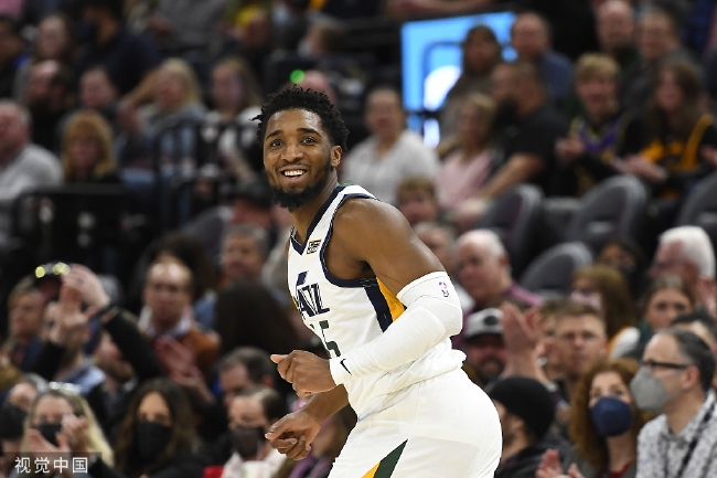  亚特兰大狂轰滥炸破纪录，穆里尔戴帽展高效锋线实力  