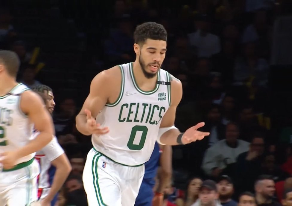  塔图姆末节独揽十八分绿军击败热火迎四连胜